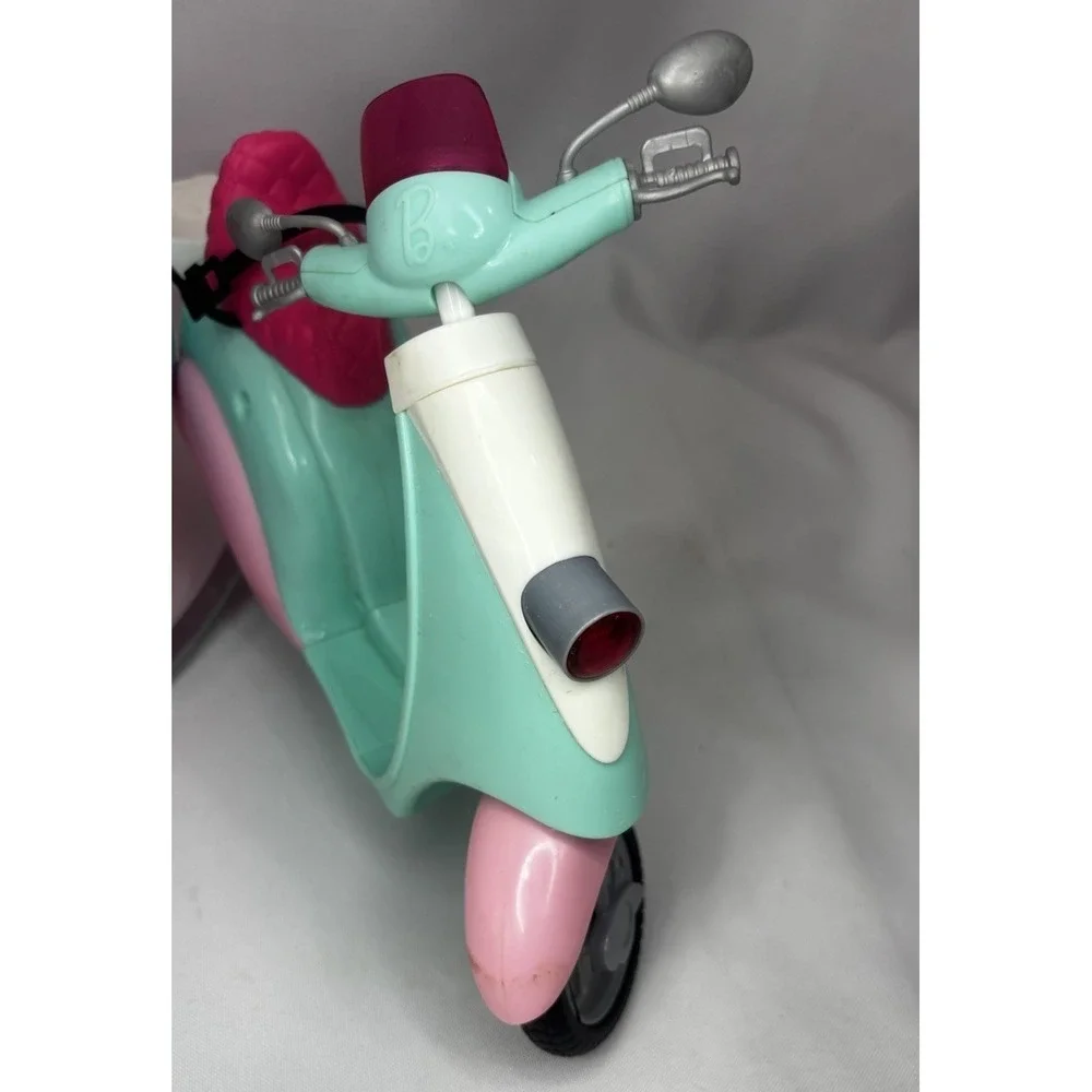 Mattel Barbie Helicopter Dreamhouse Adventures w/ Moped & Snowmobile